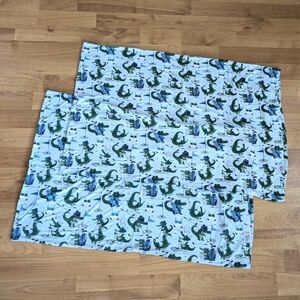 NWOT Birdie Bean Set Bamboo Gator Golf Pillow Case